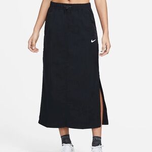 Size S Women’s Nike Nylon Maxi Skirt